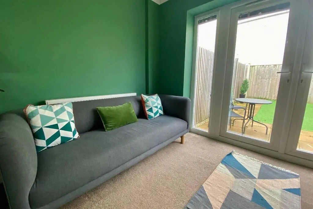 Stylish Apartment Nr City Centre W/ Parking Nearby Cardiff United Kingdom
