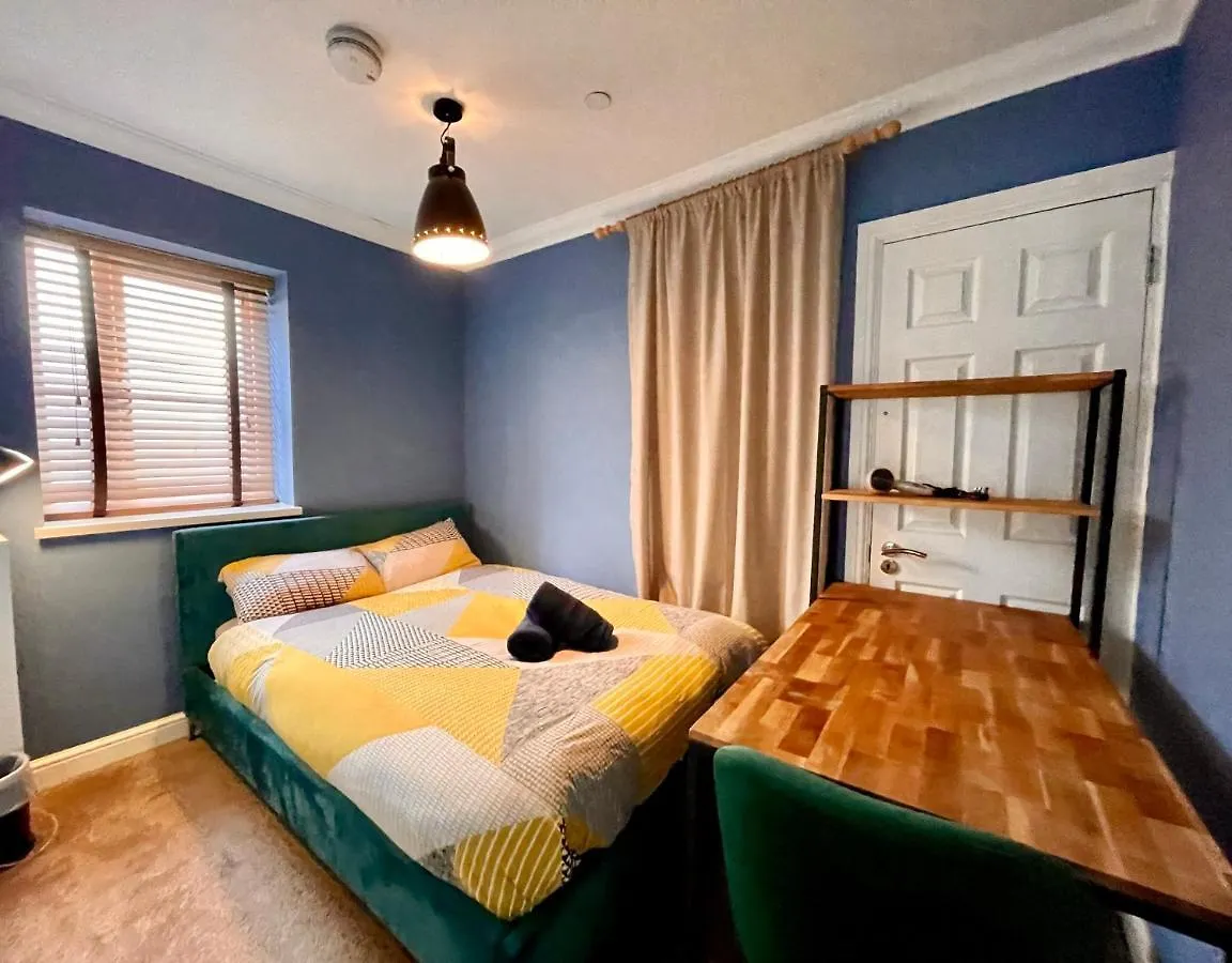 Stylish Apartment Nr City Centre W/ Parking Nearby Cardiff