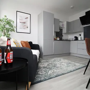 Modern 2 Bedroom - Location! Cardiff