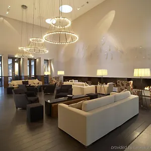 Park Plaza Отель