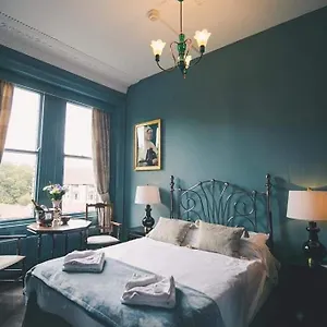 Hotel Glendale, Cardiff